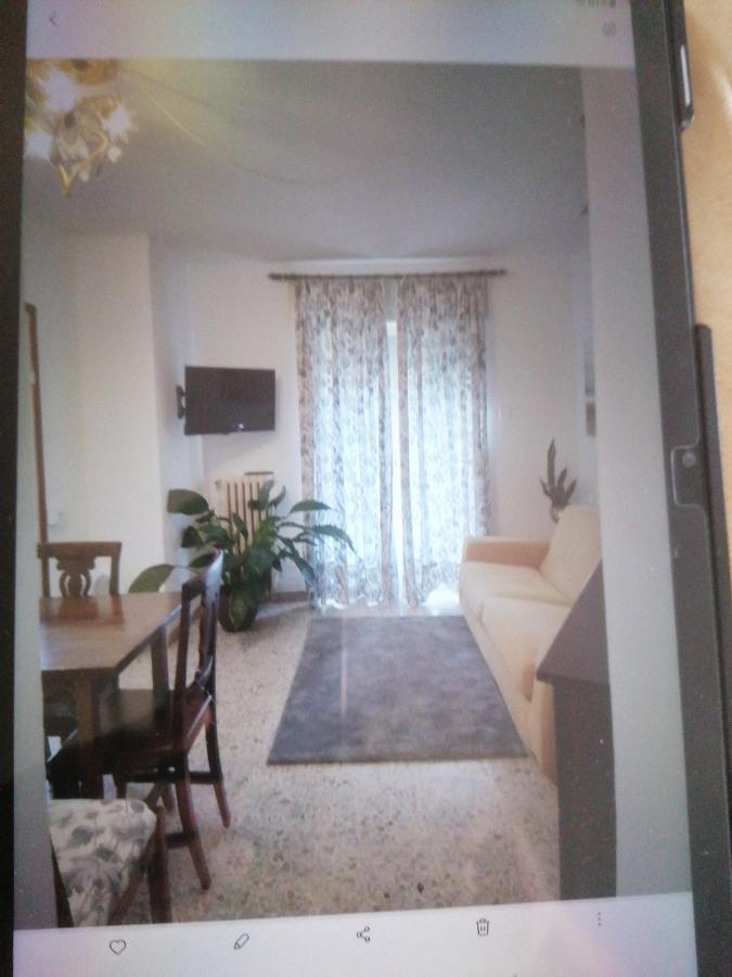 Casa Silvio Lägenhet Torri Del Benaco Exteriör bild